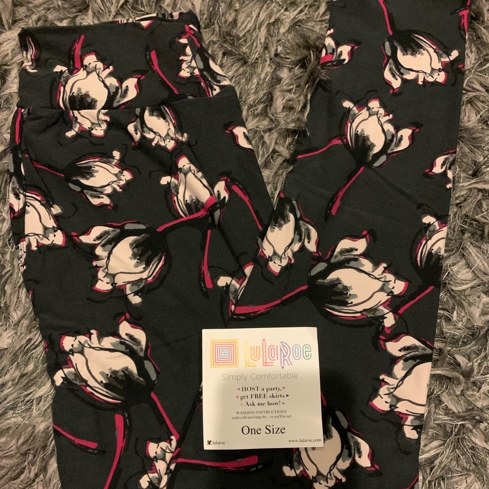 OS Lularoe leggings NWOT